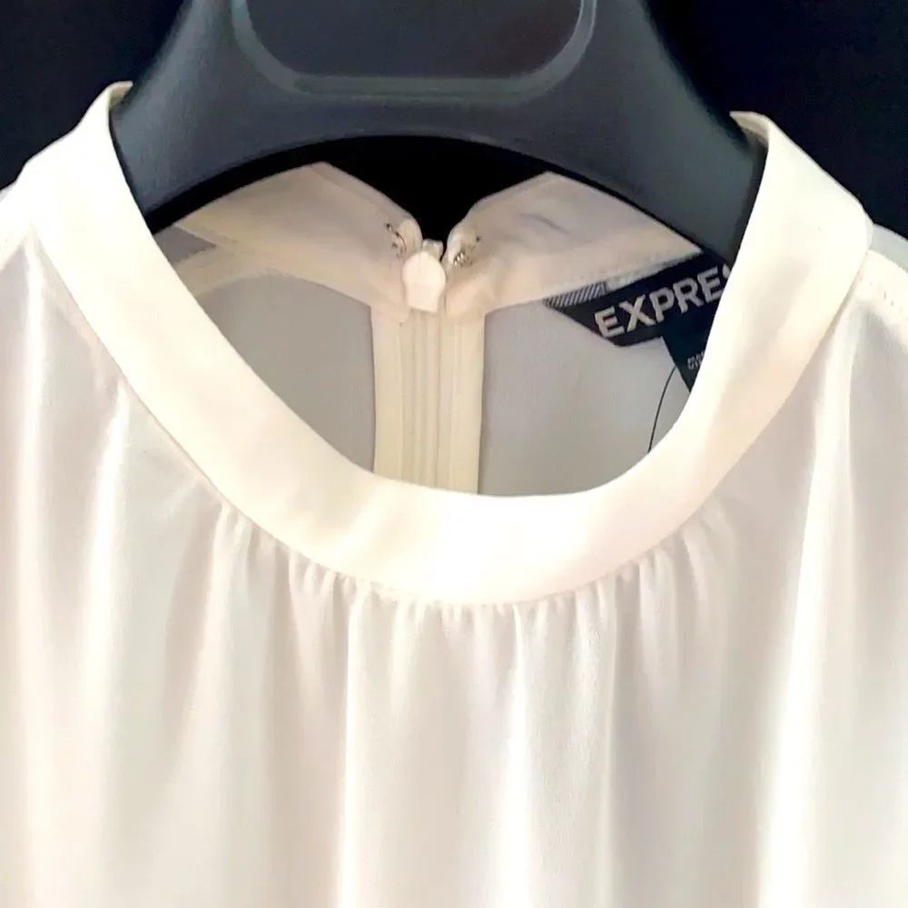 Express Cream Blouse  - Picture 2 of 5